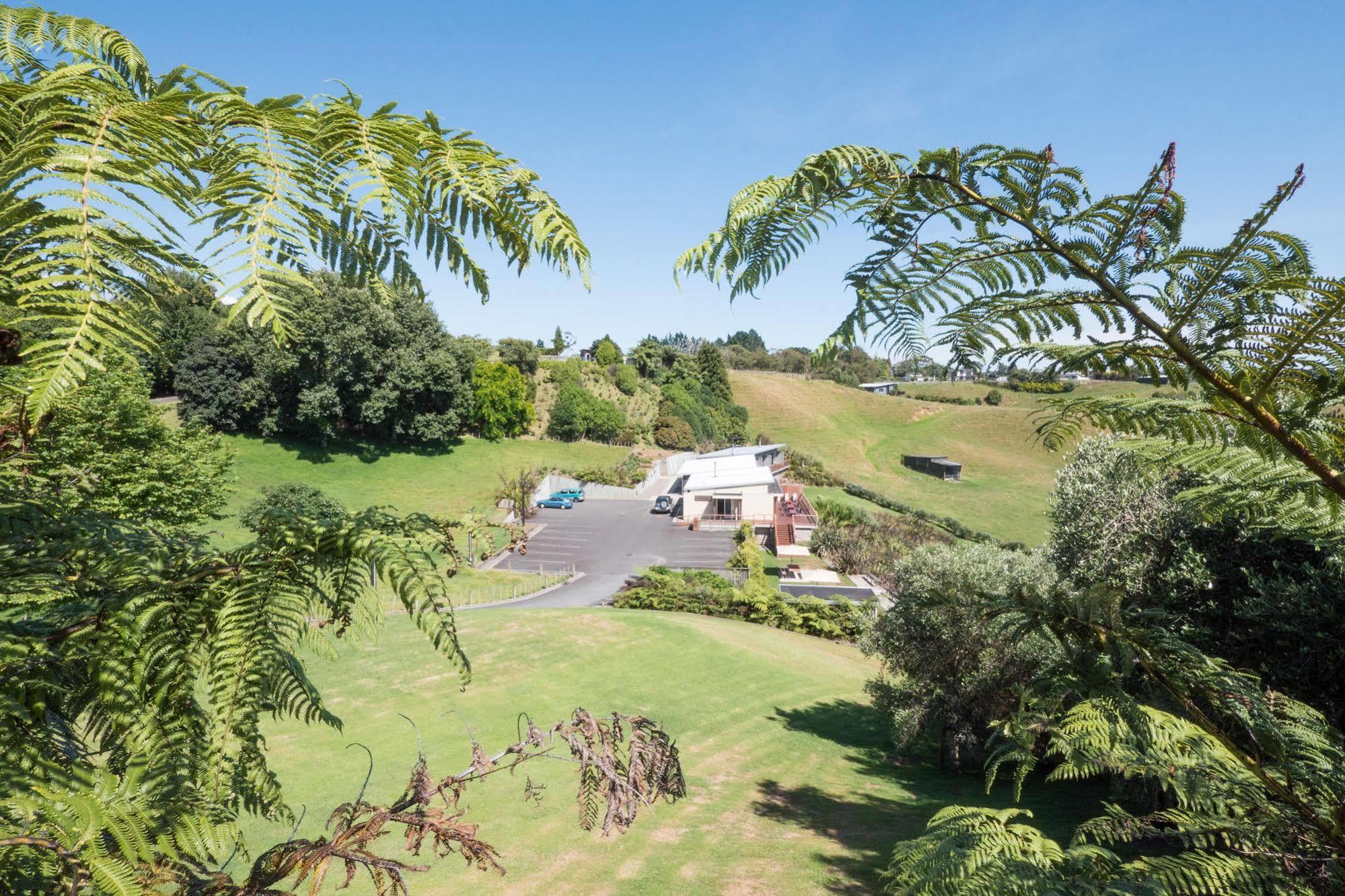 One Burgess Hill Aparthotel New Plymouth Exterior photo